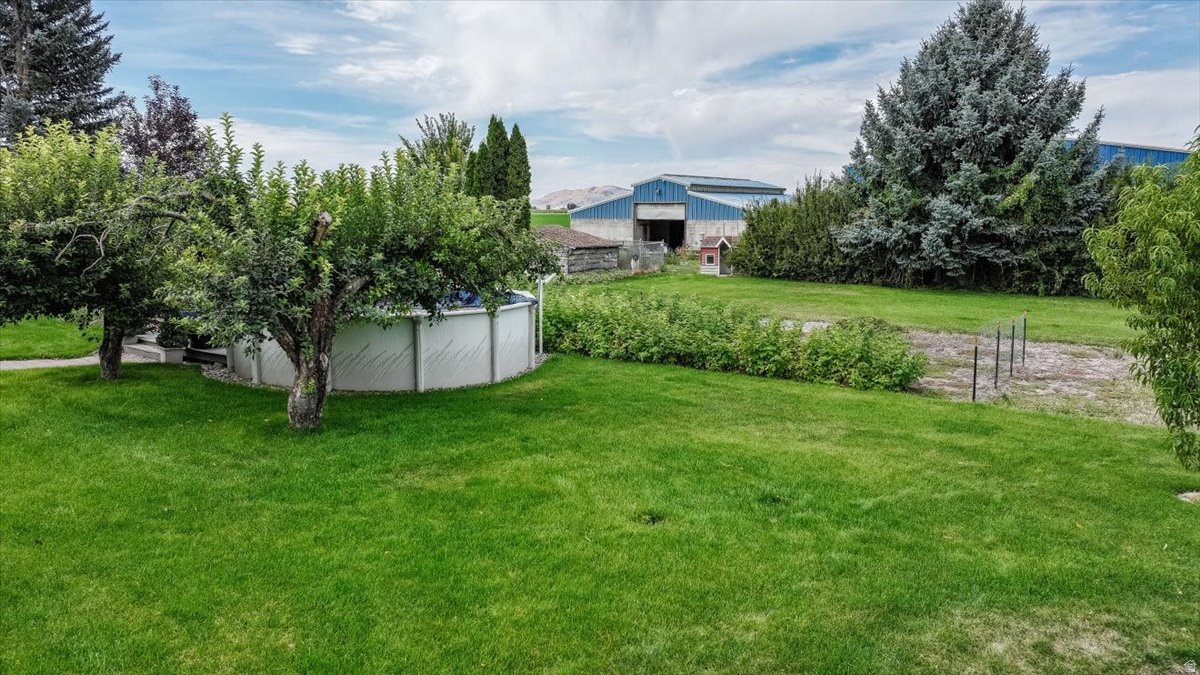 main property photo 64