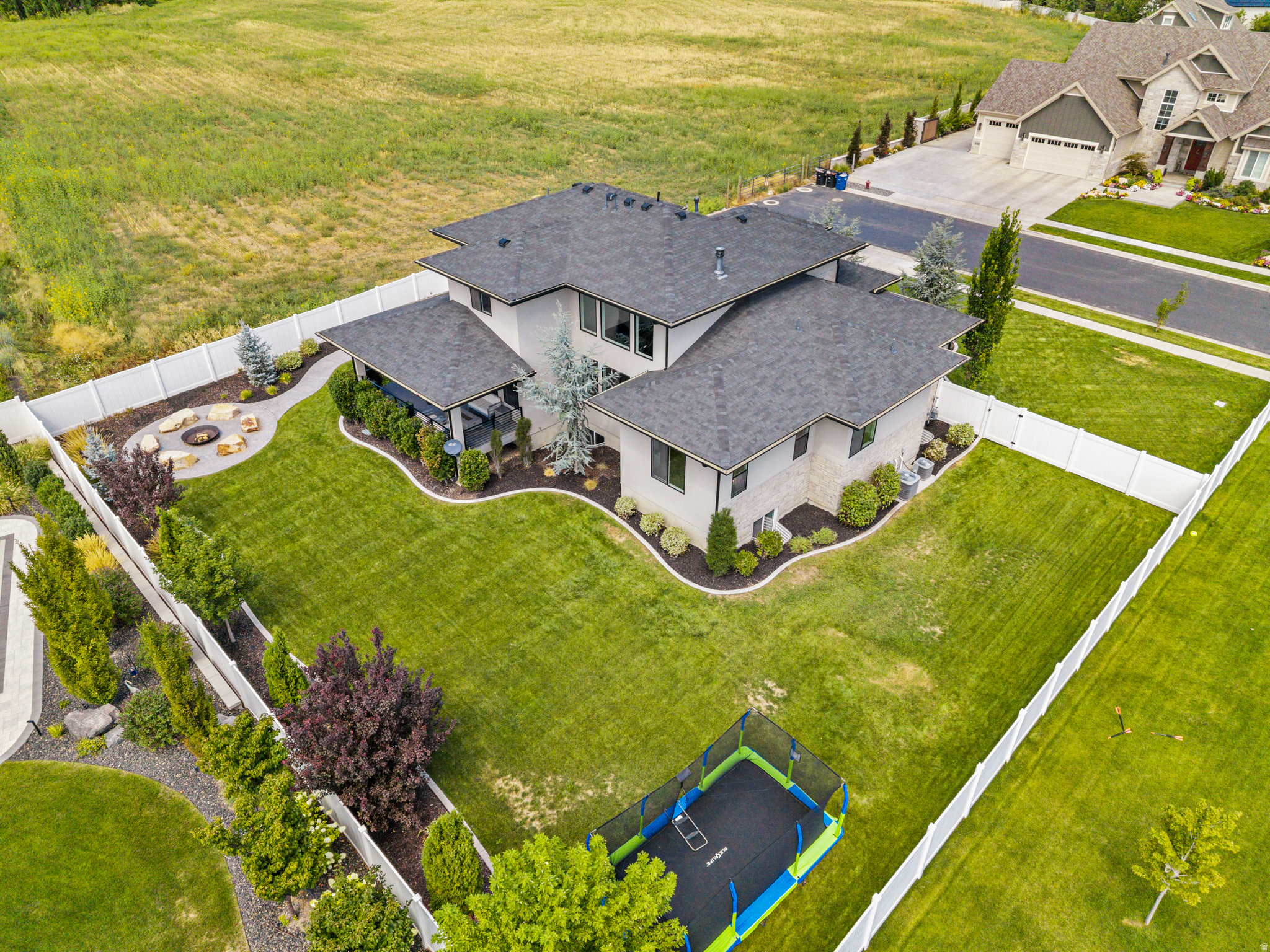 main property photo 67