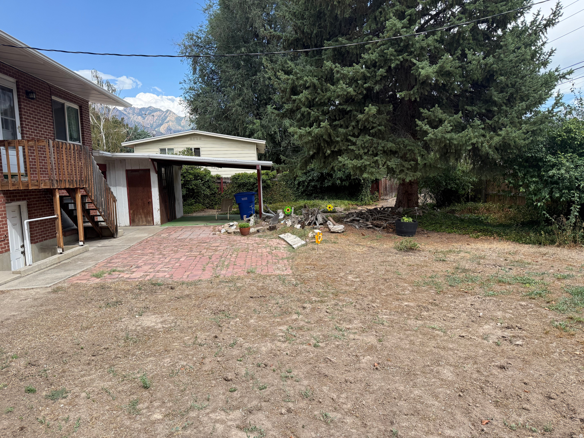 main property photo 23