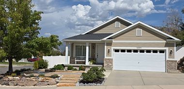 image of property with 5 Bed | 3 Bath | 2,356 Sqft