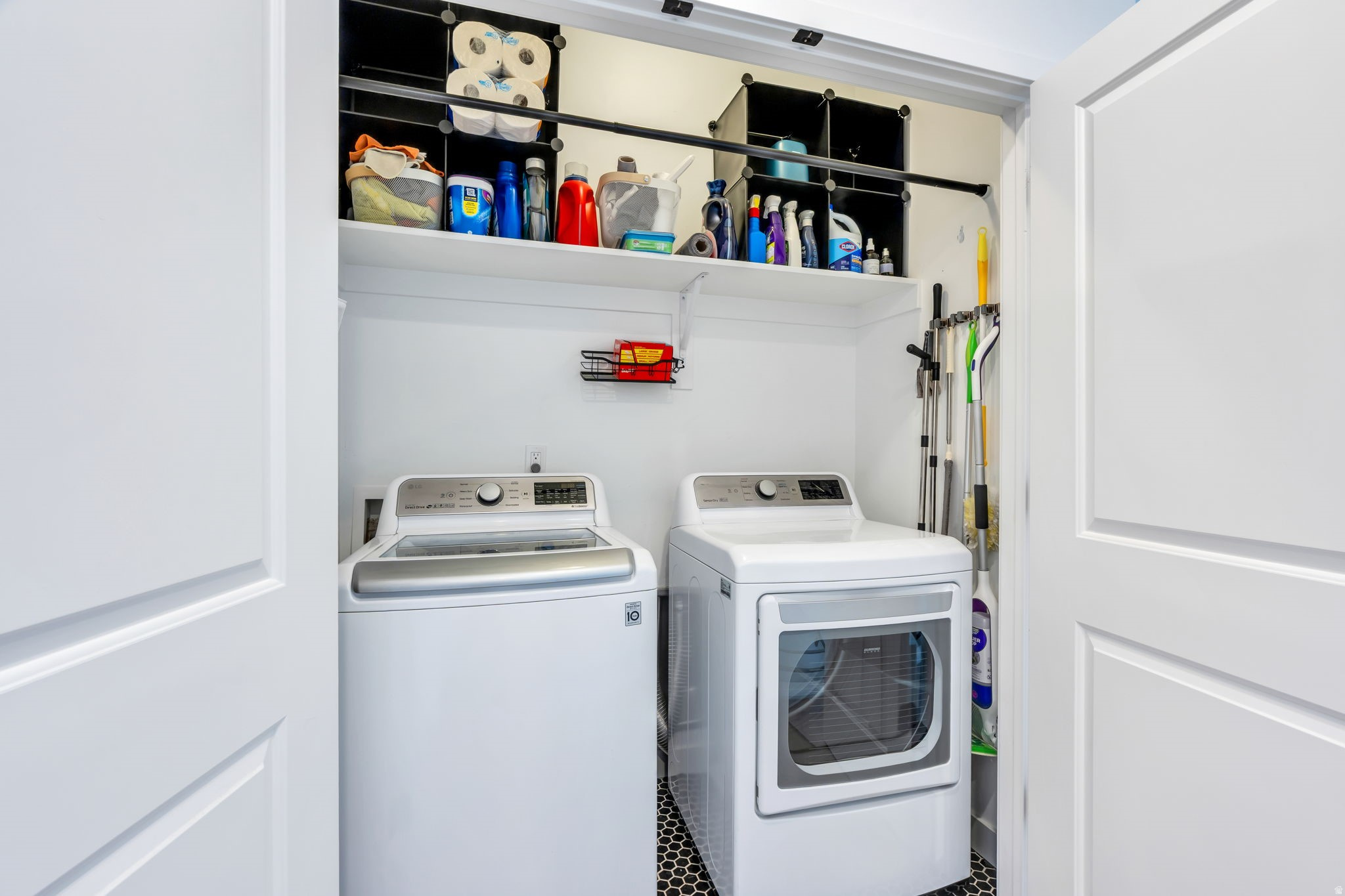 main property photo 22