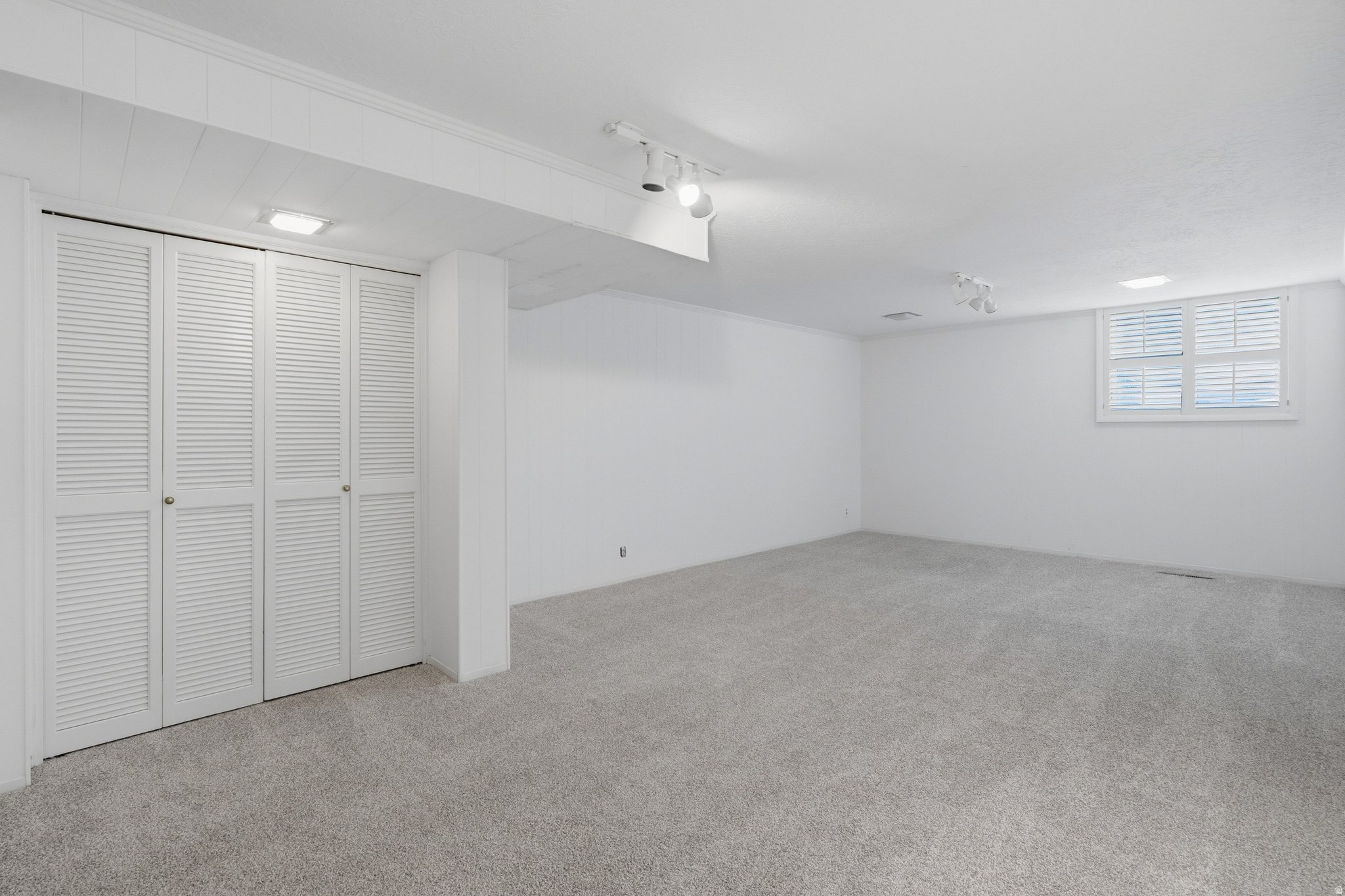 main property photo 66