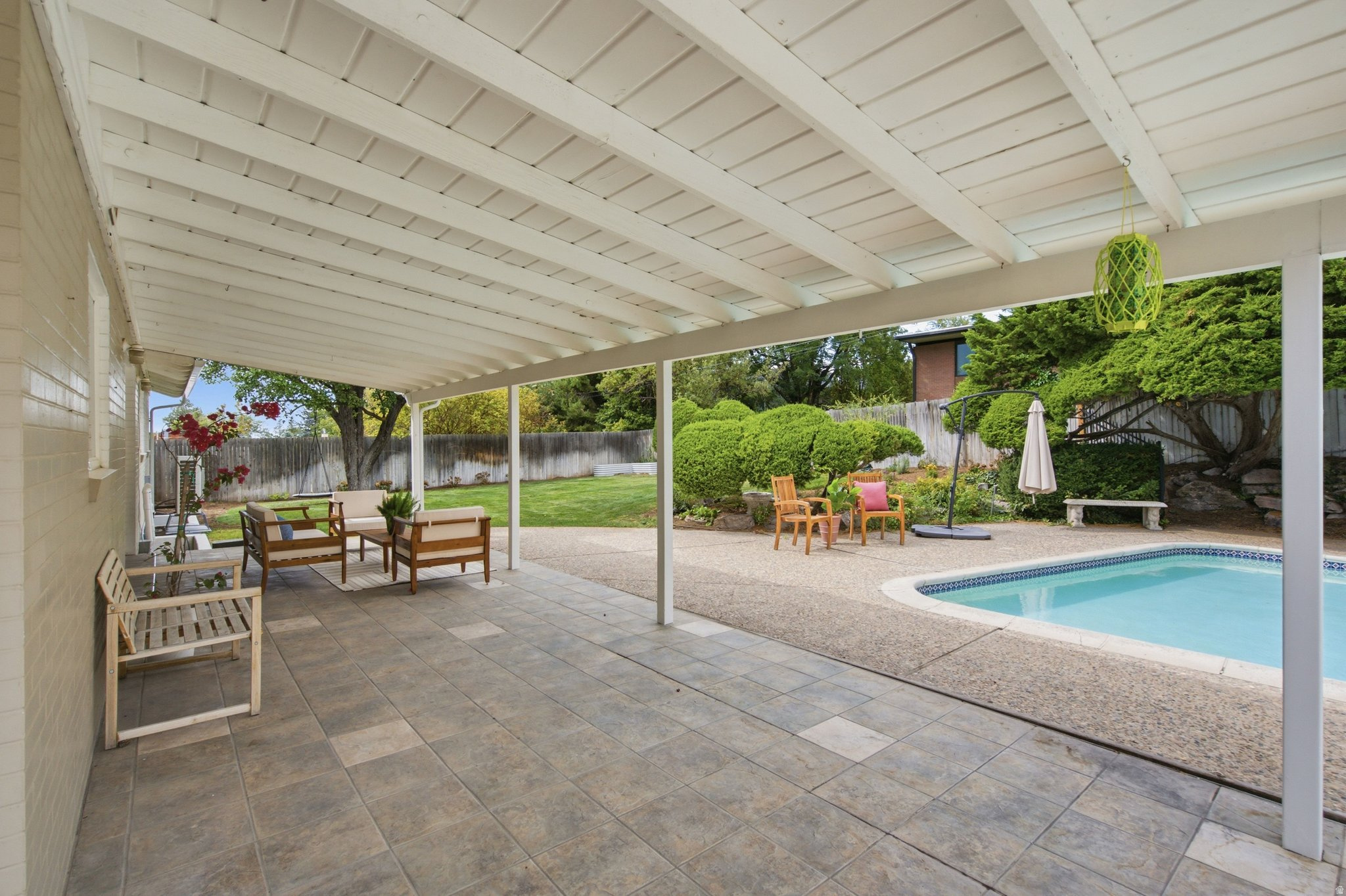 main property photo 88