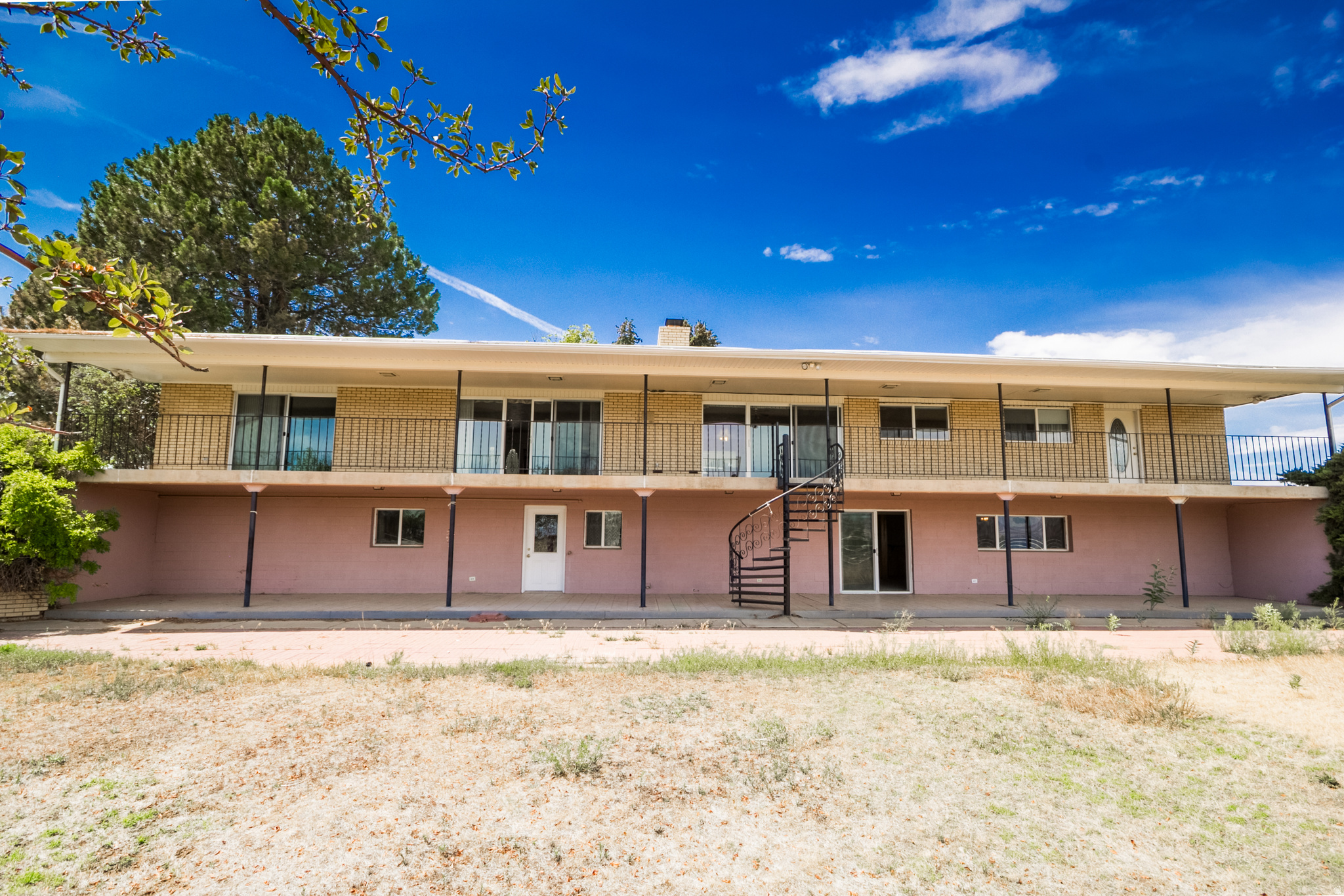 main property photo 22