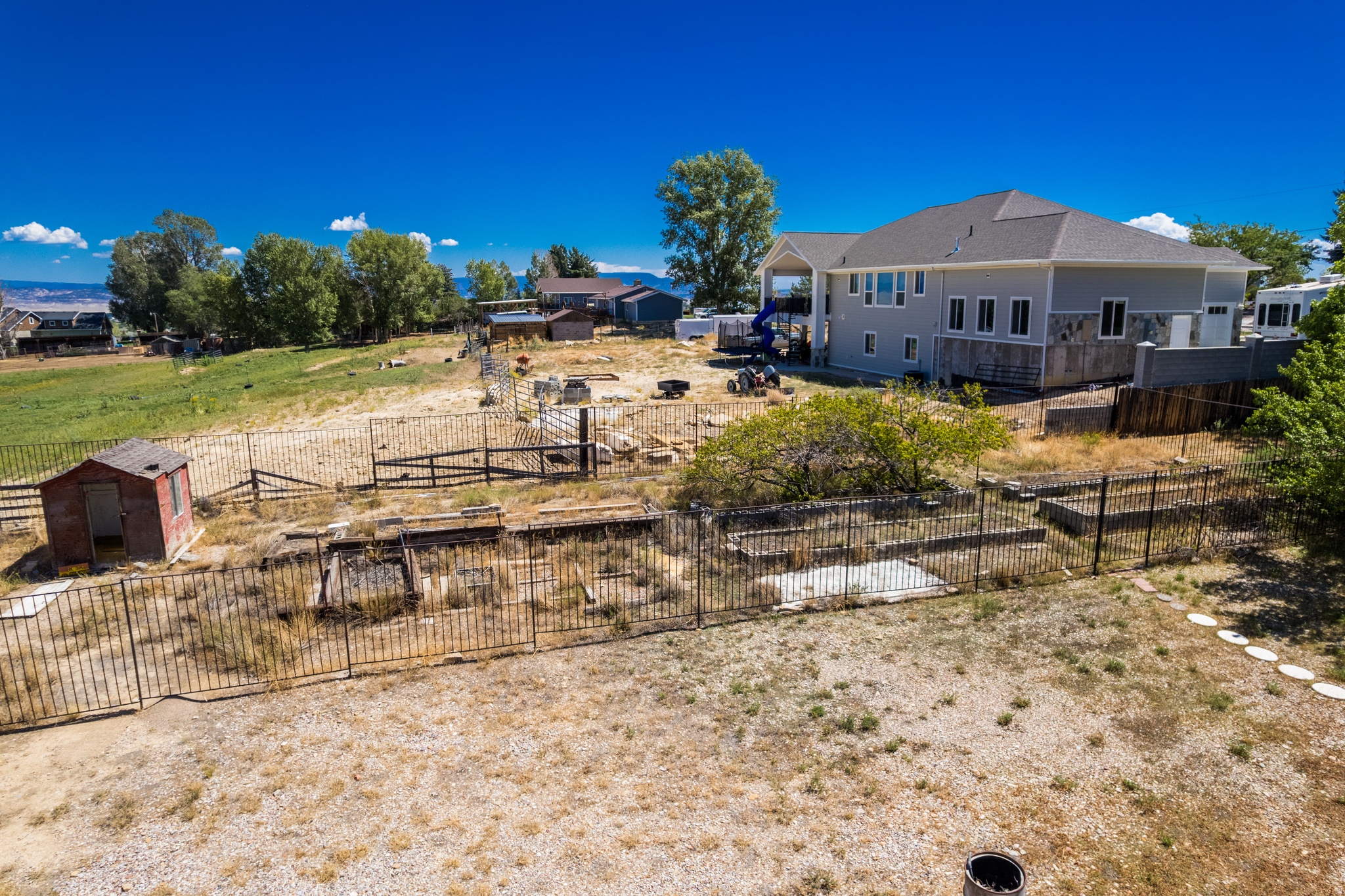 main property photo 58
