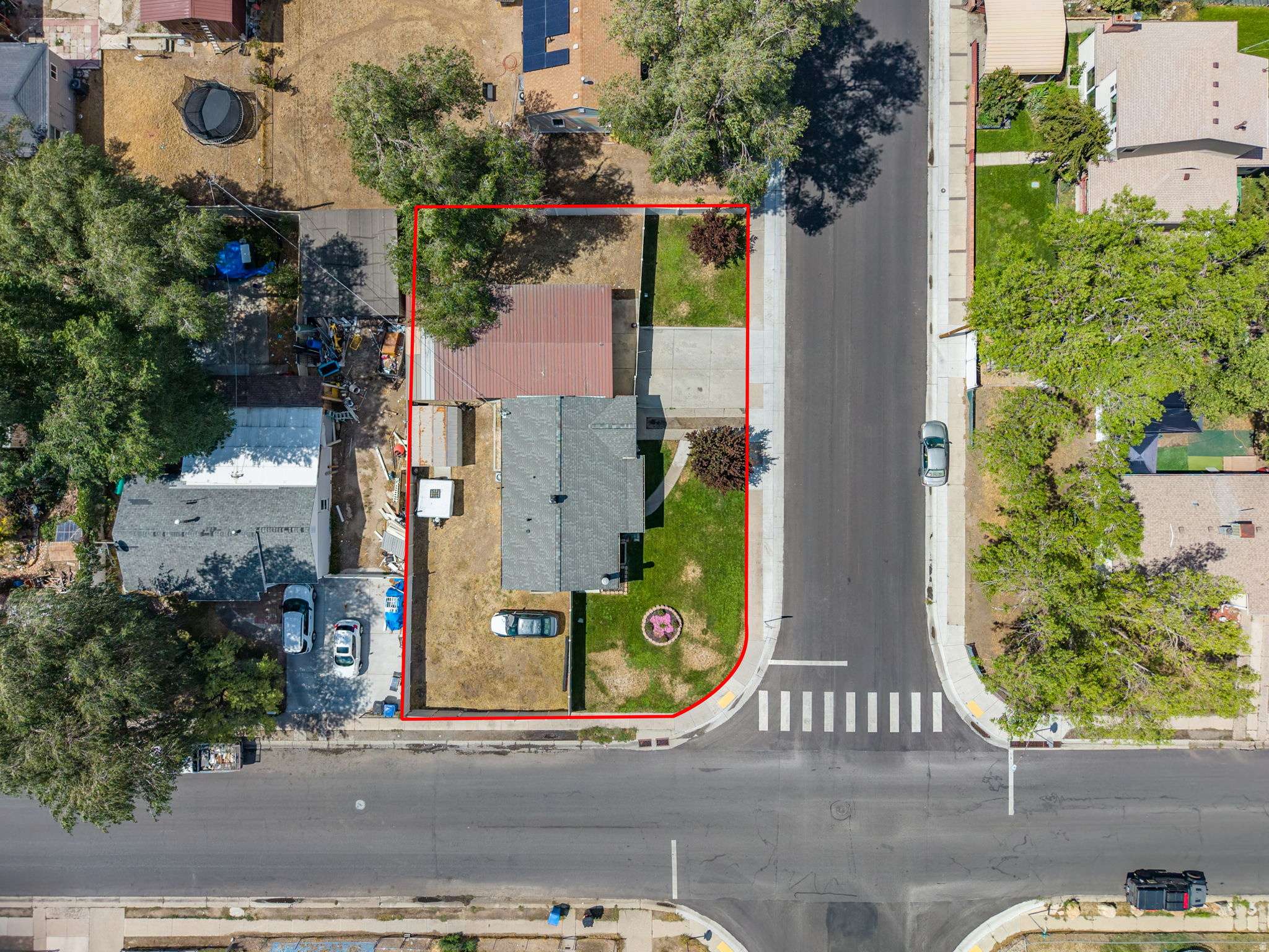 main property photo 40