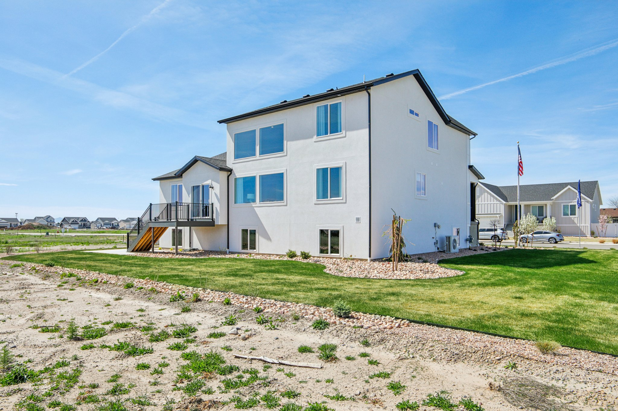 main property photo 26