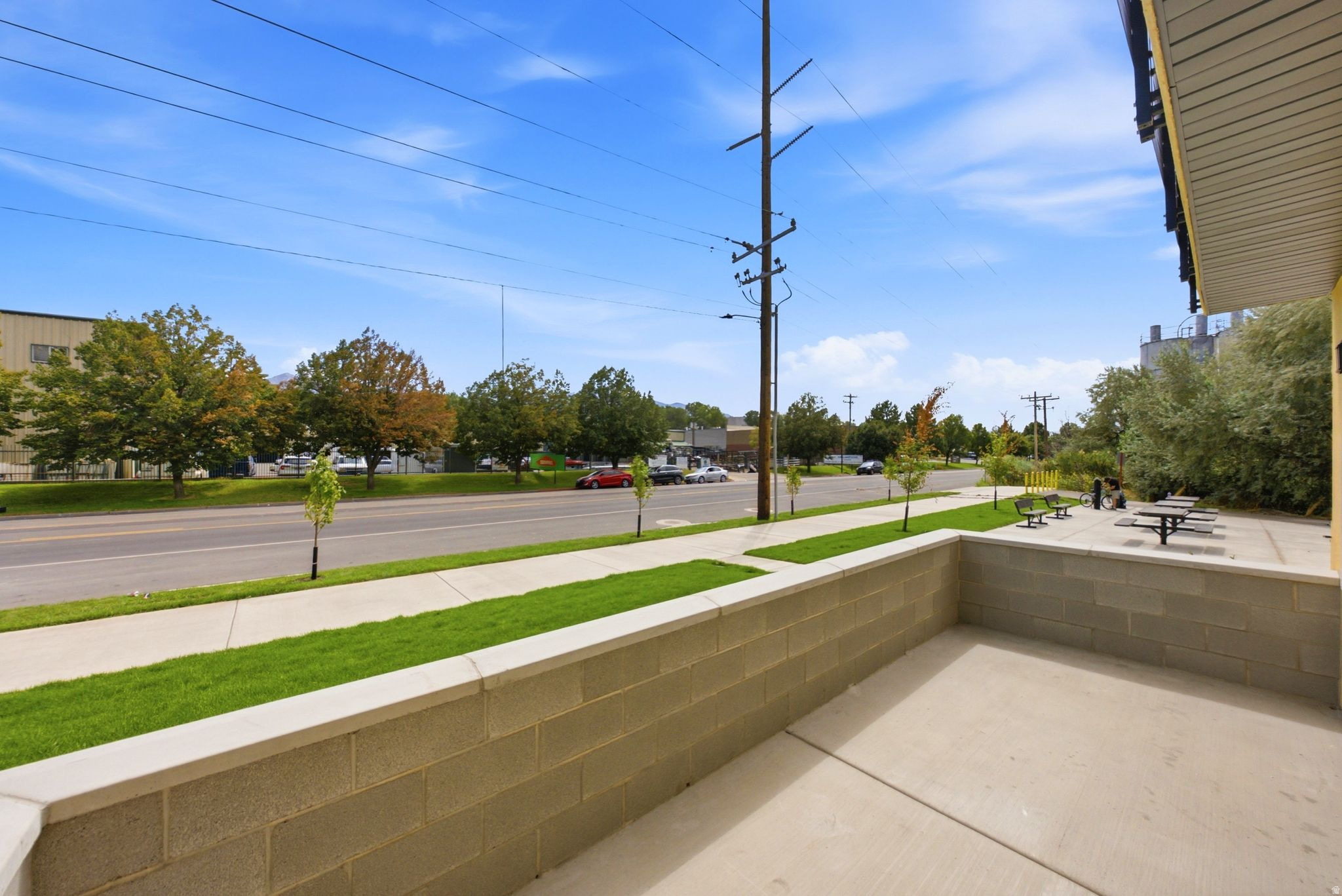 main property photo 16