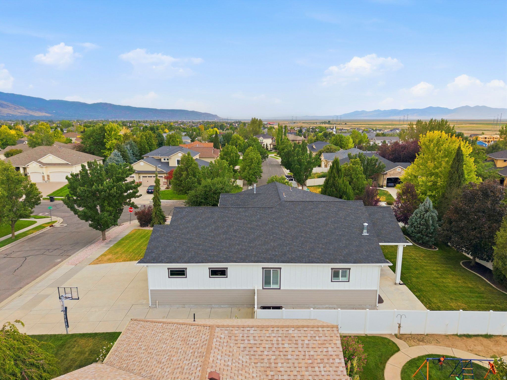 main property photo 66