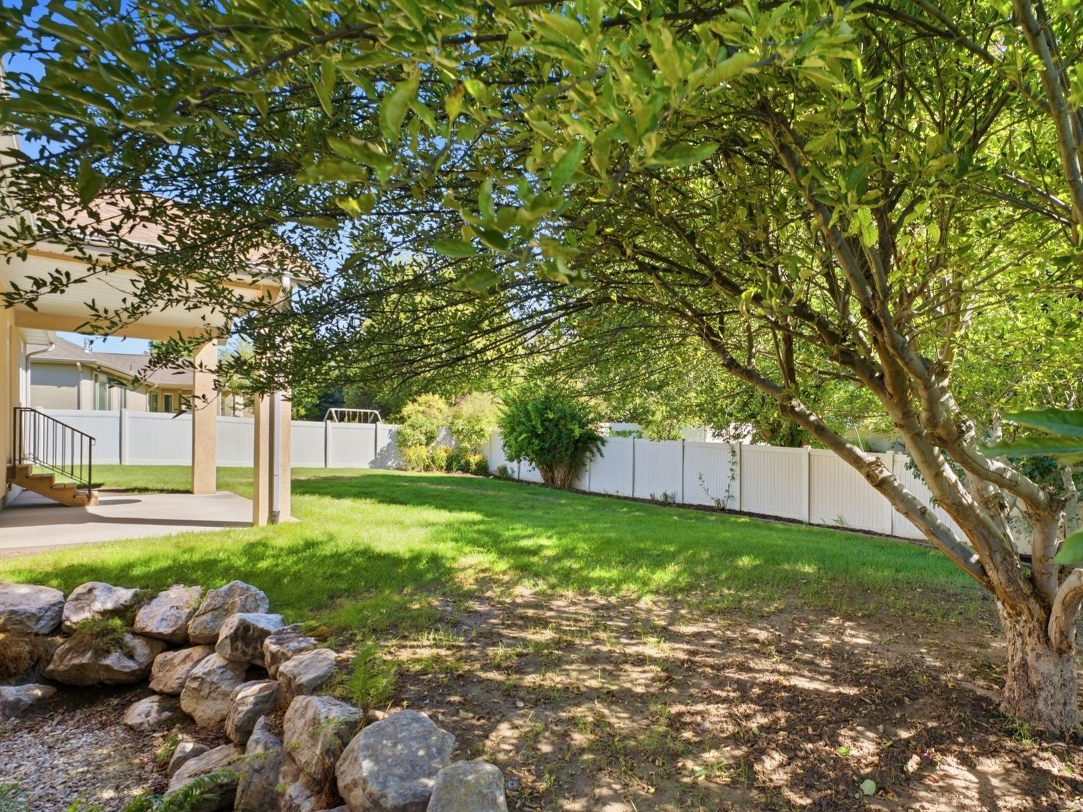 main property photo 51
