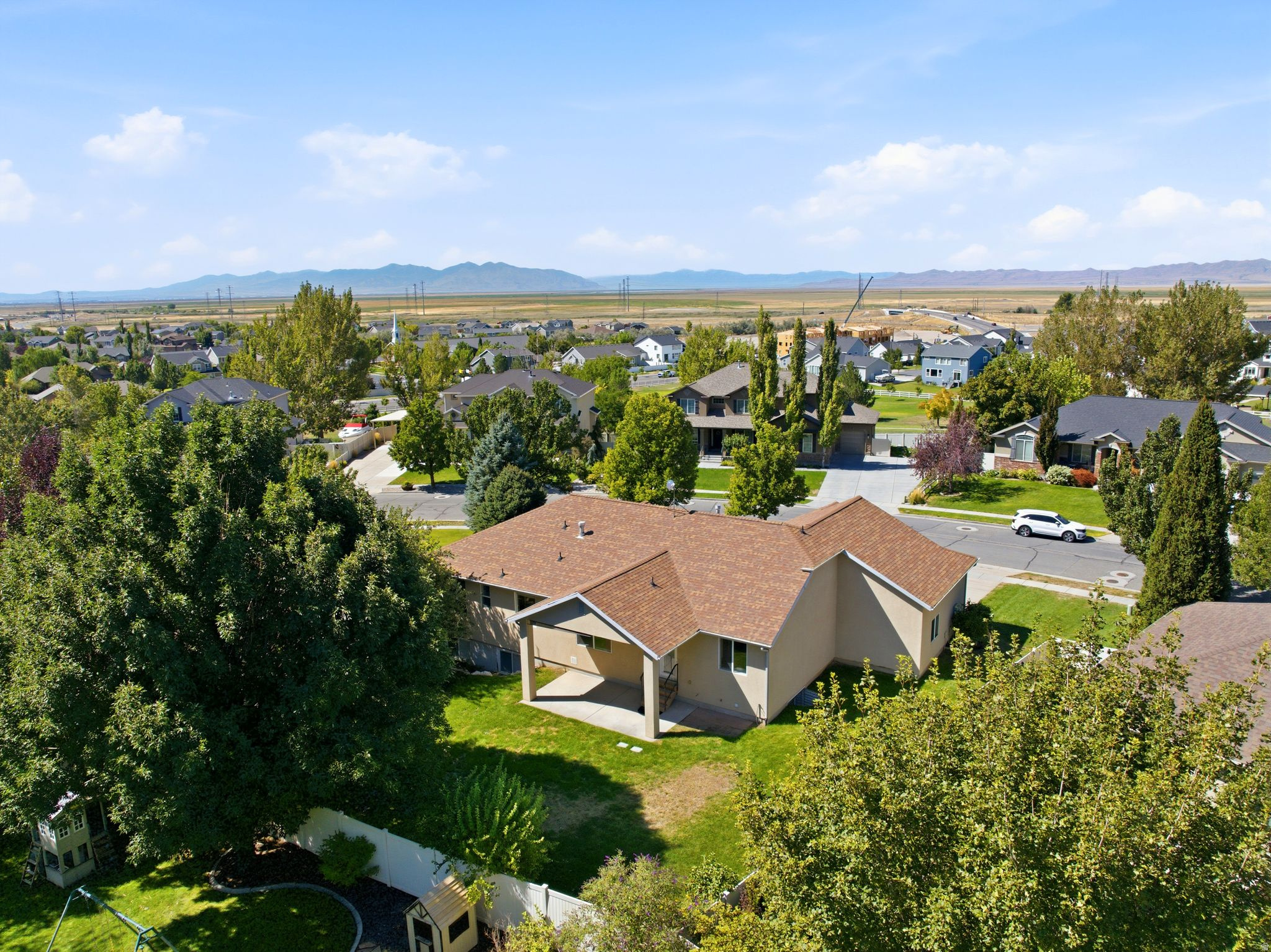 main property photo 53