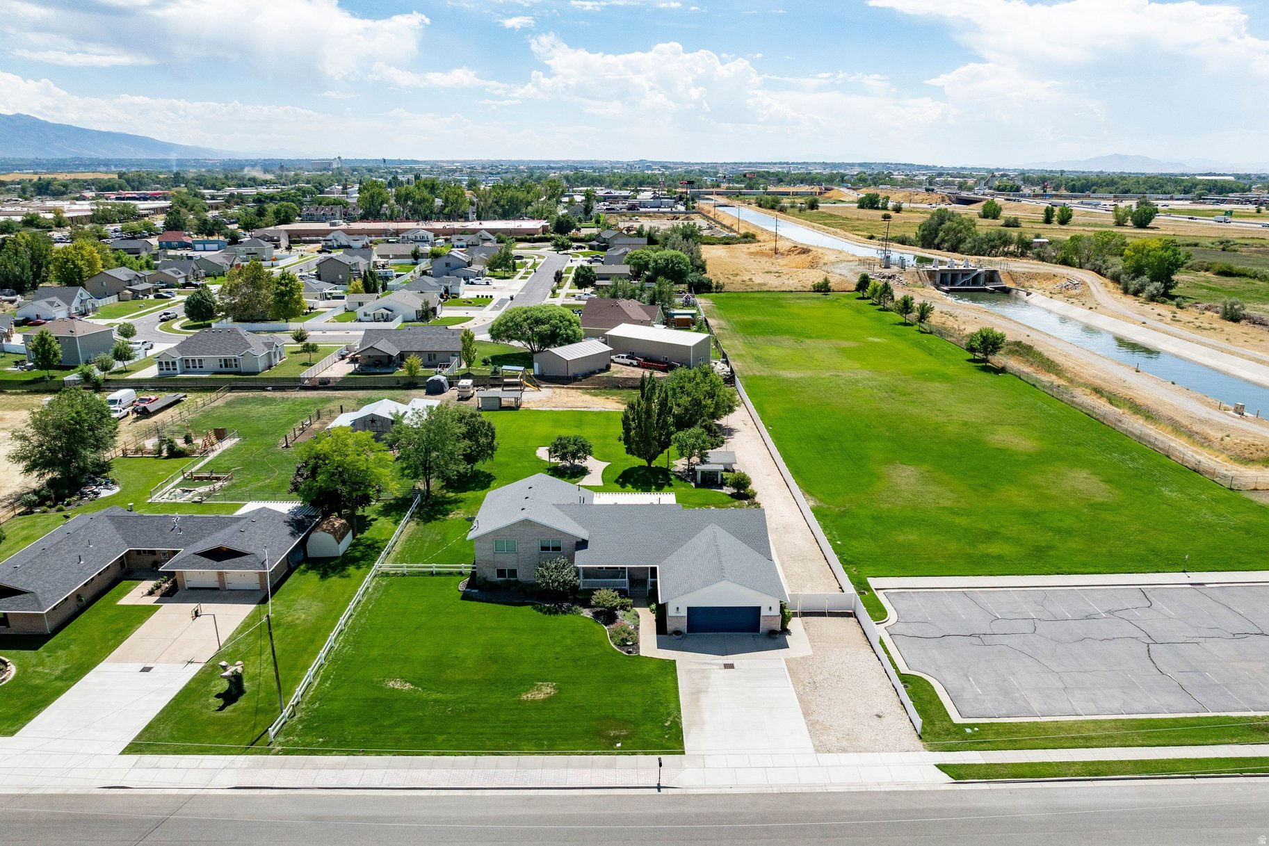 main property photo 52