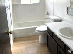 main property photo 16