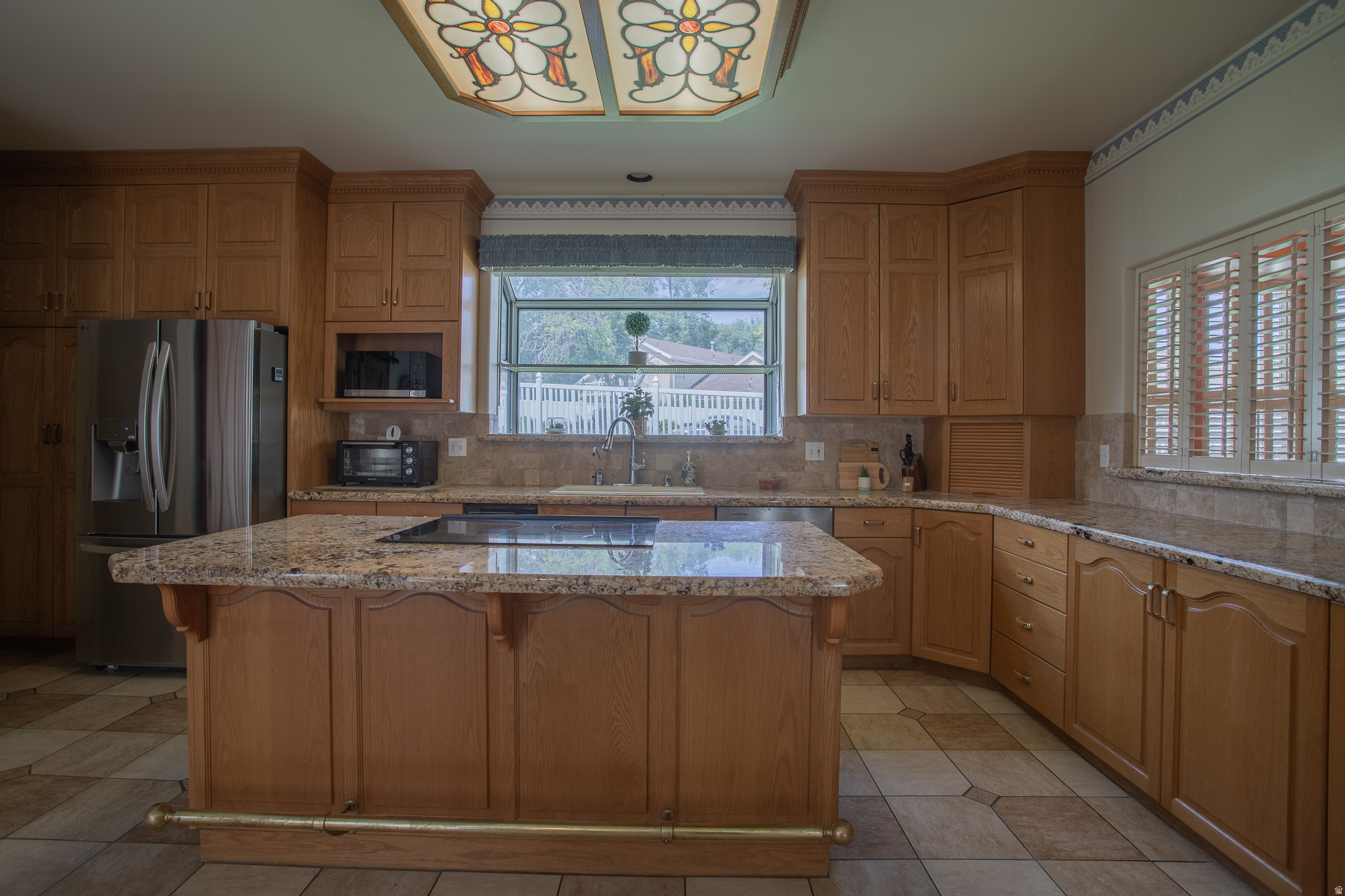 main property photo 9