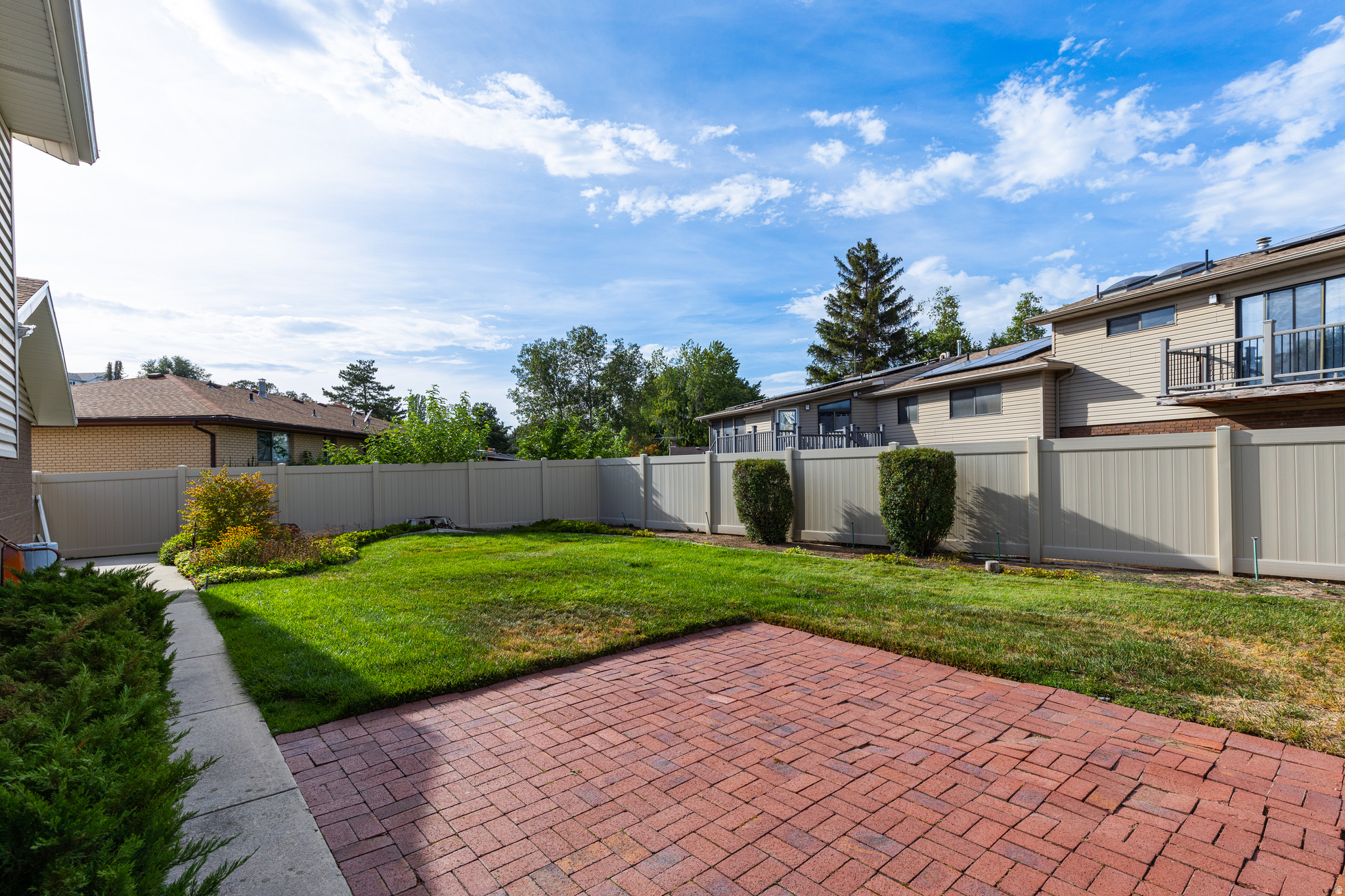 main property photo 43