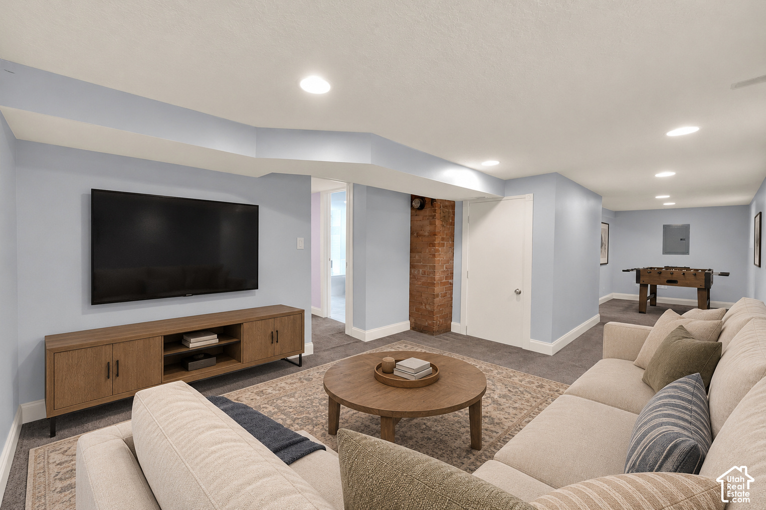 main property photo 14