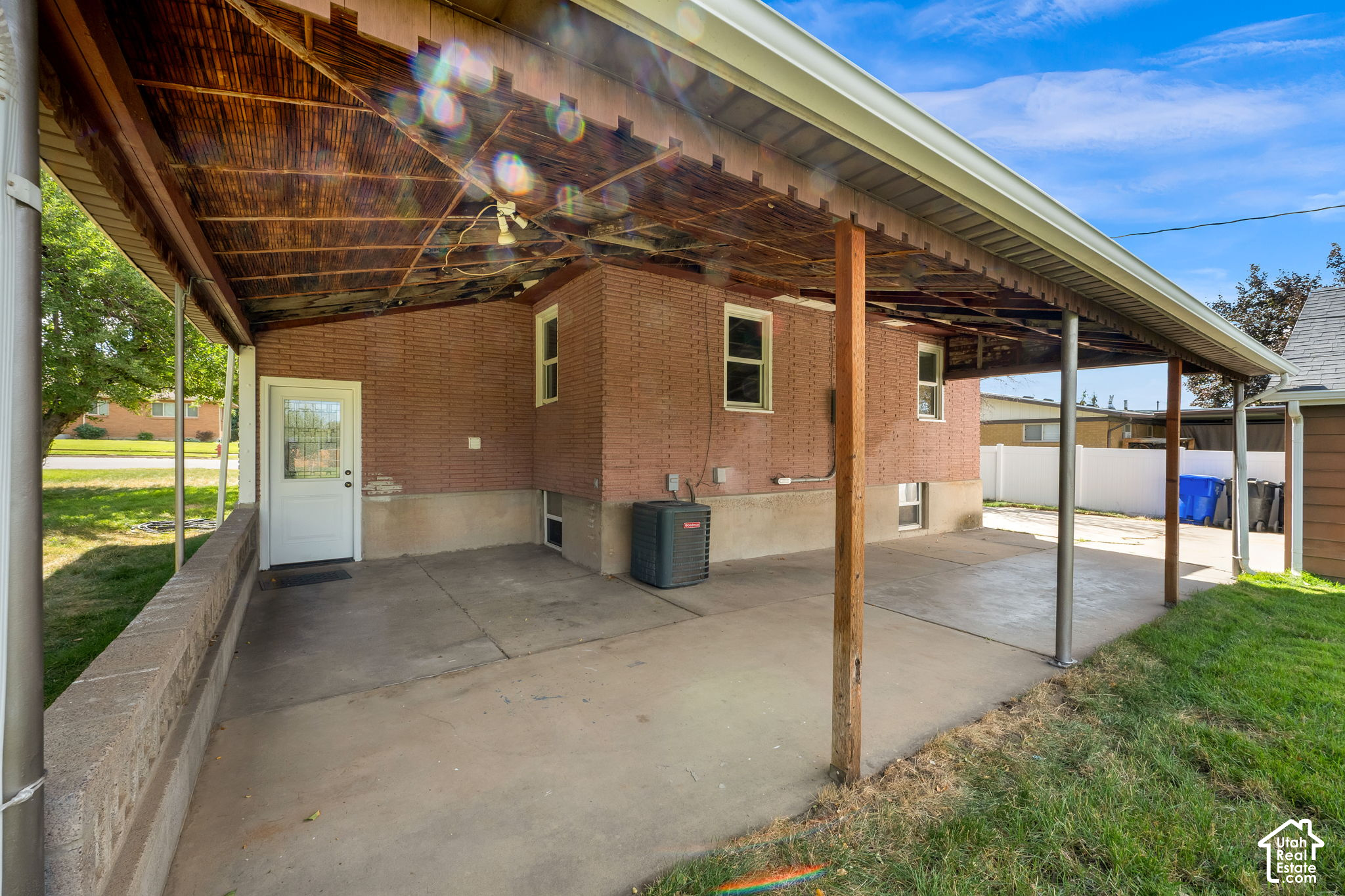 main property photo 22