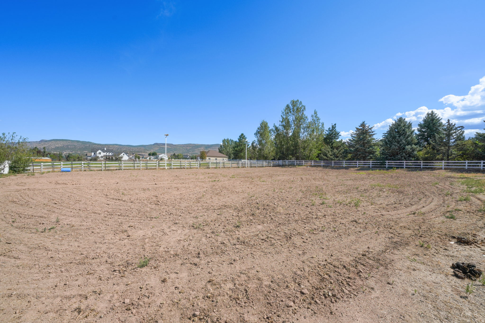 main property photo 74