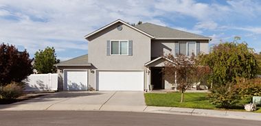 image of property with 4 Bed | 3 Bath | 3,525 Sqft
