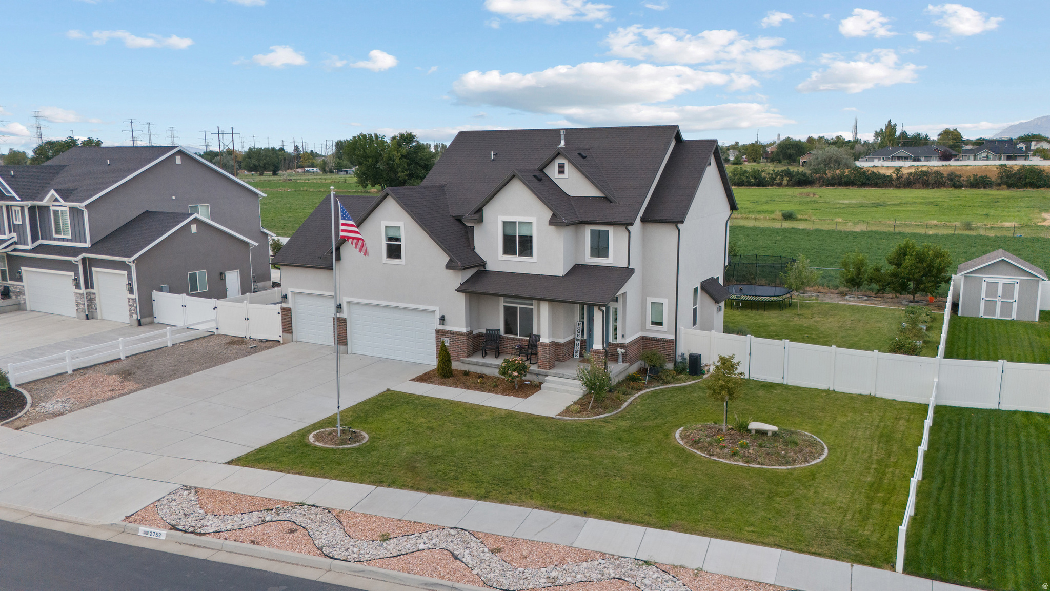 main property photo 33