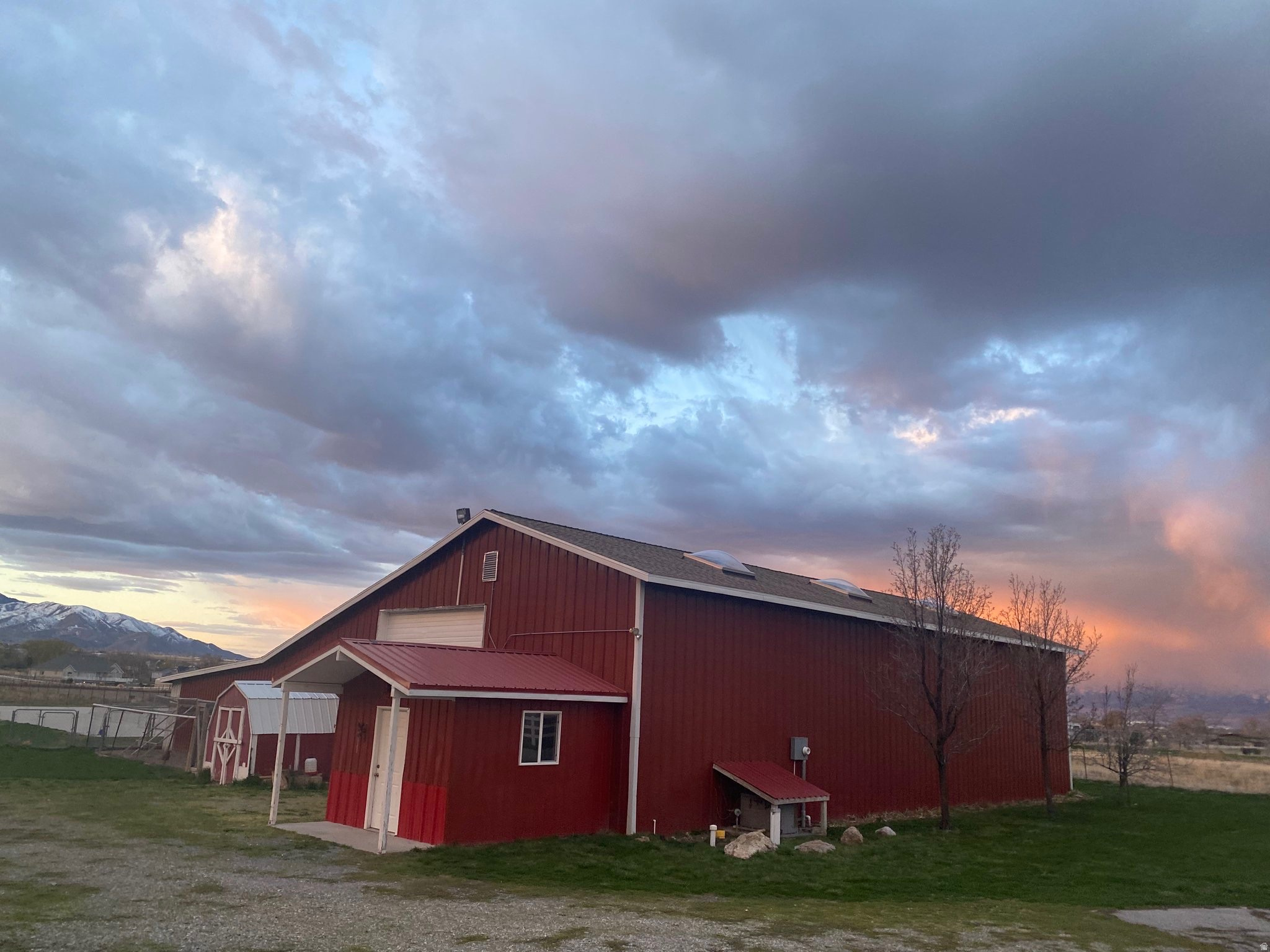 main property photo 32