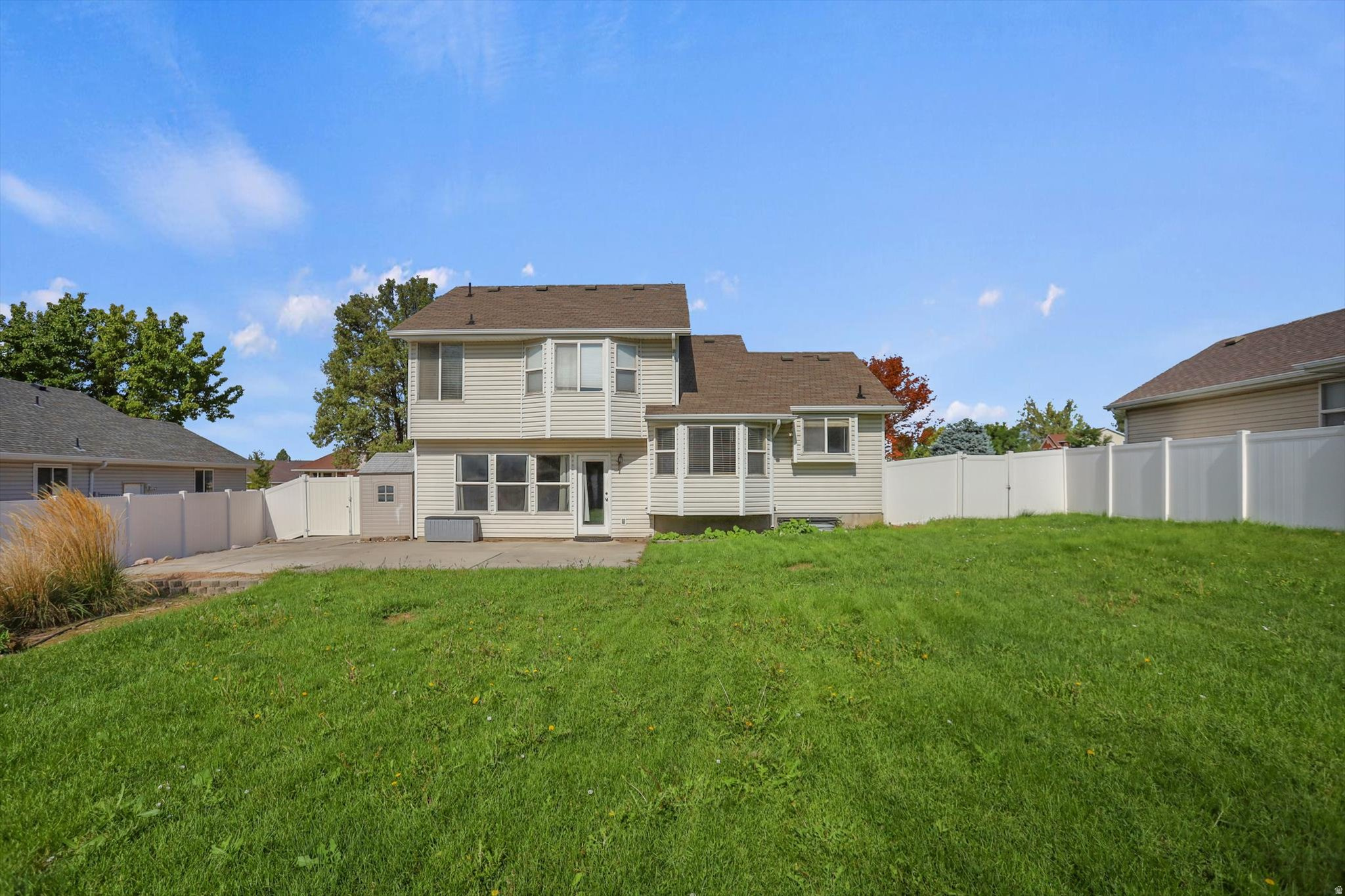 main property photo 48