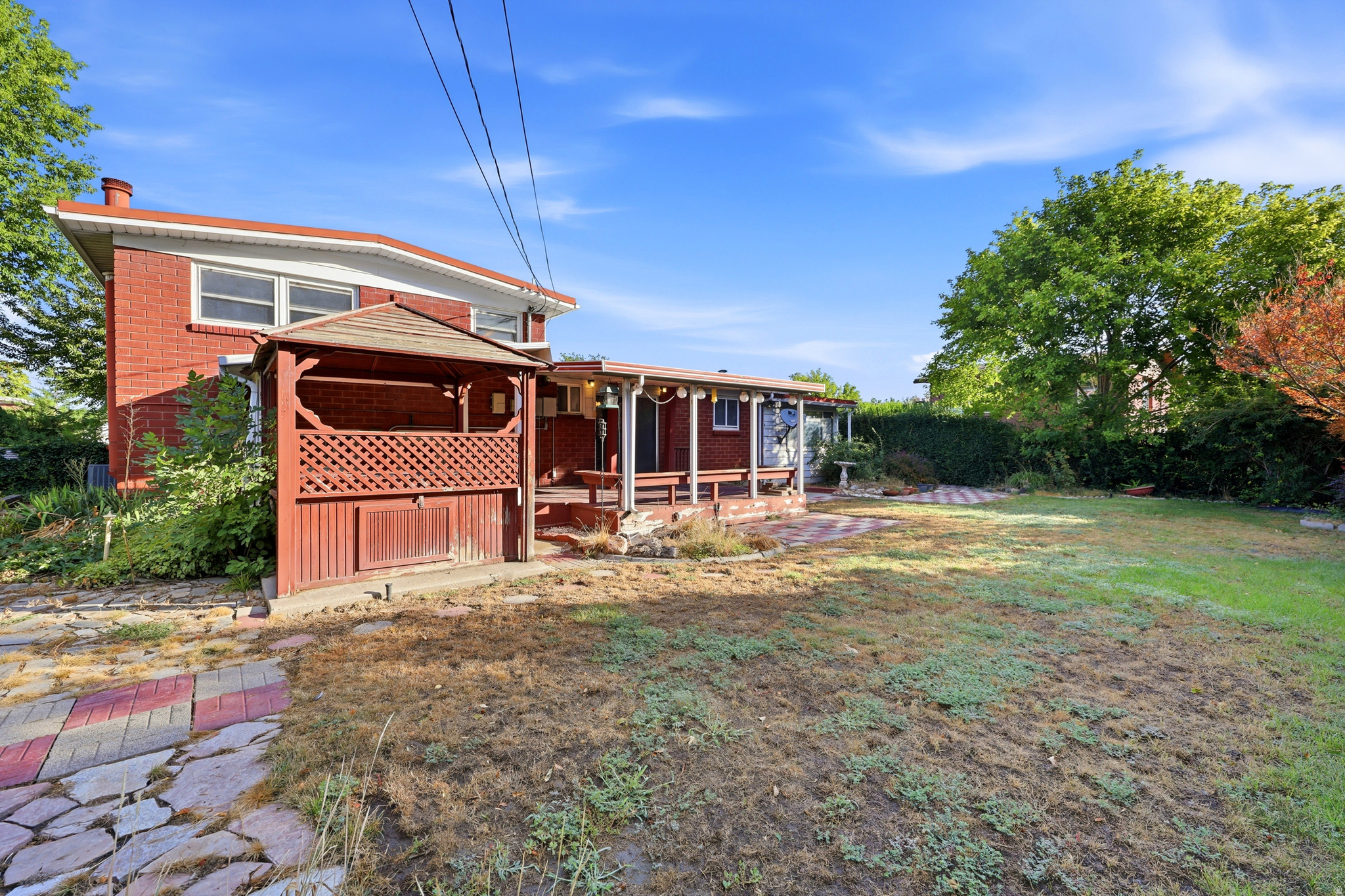 main property photo 33