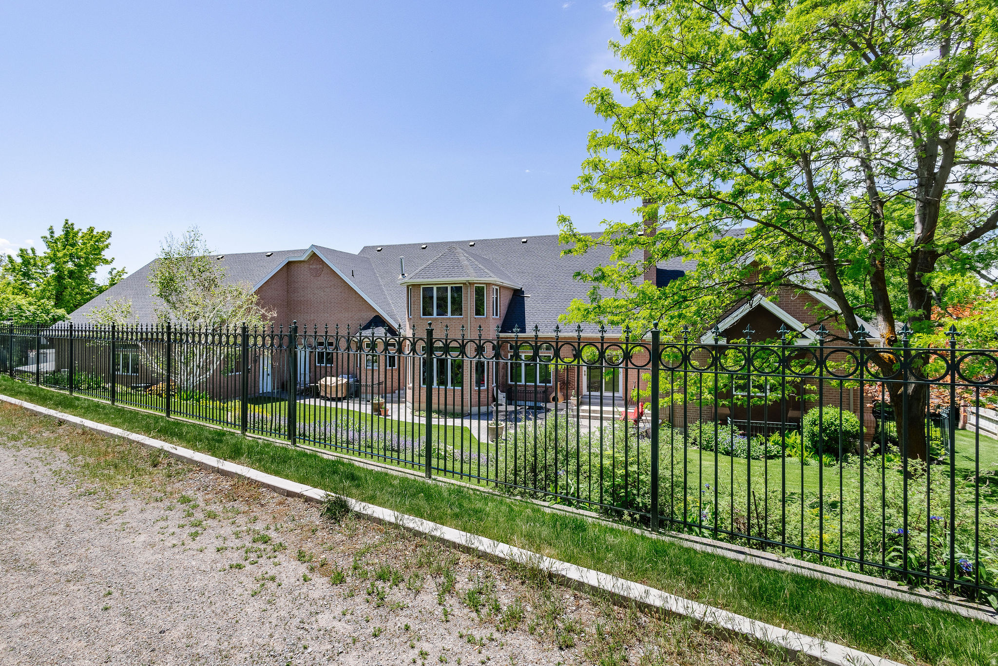 main property photo 94