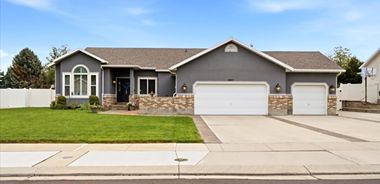 image of property with 5 Bed | 4 Bath | 3,978 Sqft