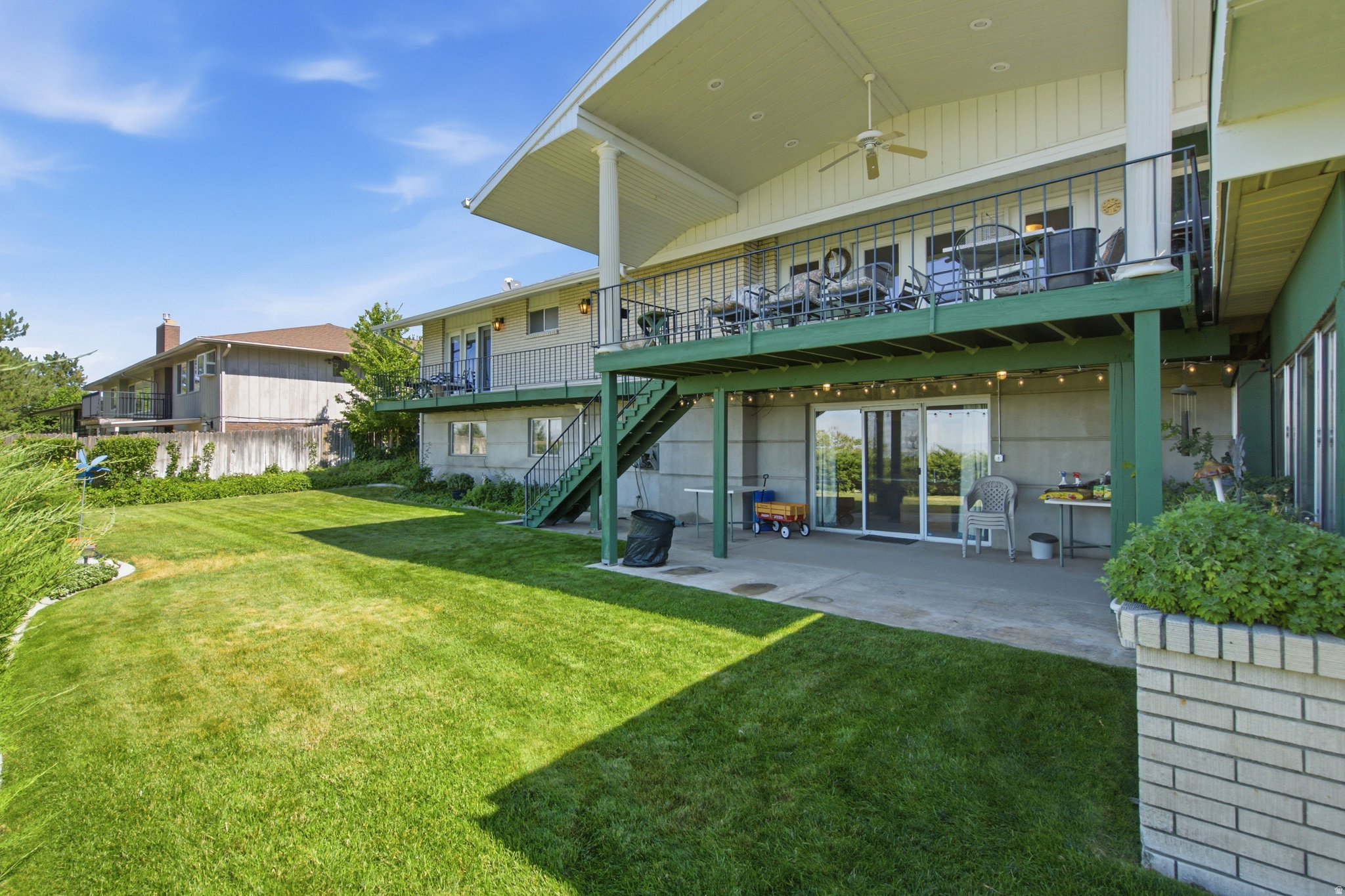 main property photo 47