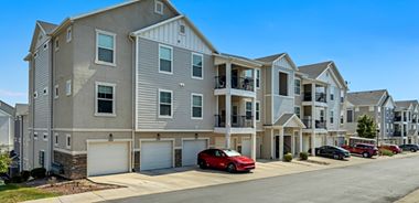 image of property with 3 Bed | 2 Bath | 1,265 Sqft