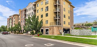 image of property with 3 Bed | 2 Bath | 1,156 Sqft