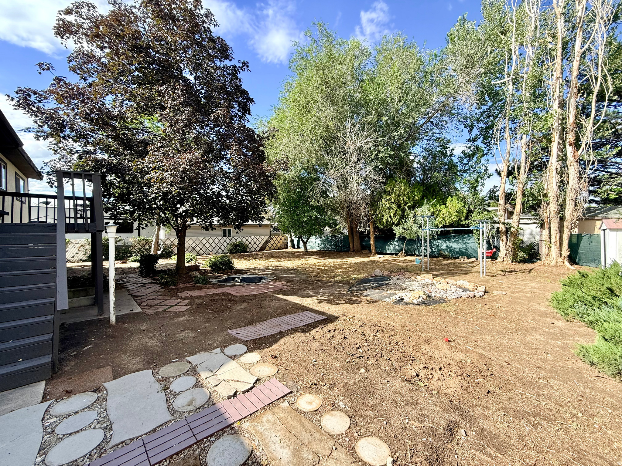 main property photo 27