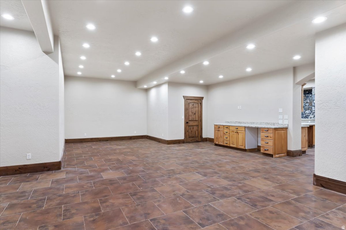 main property photo 66