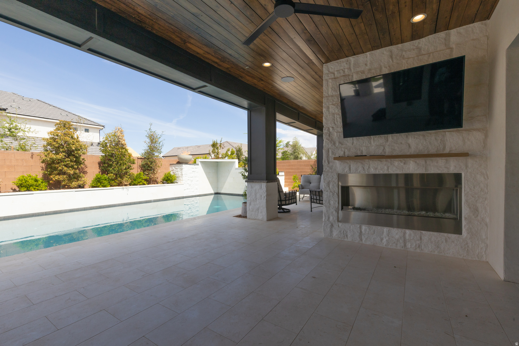 main property photo 72