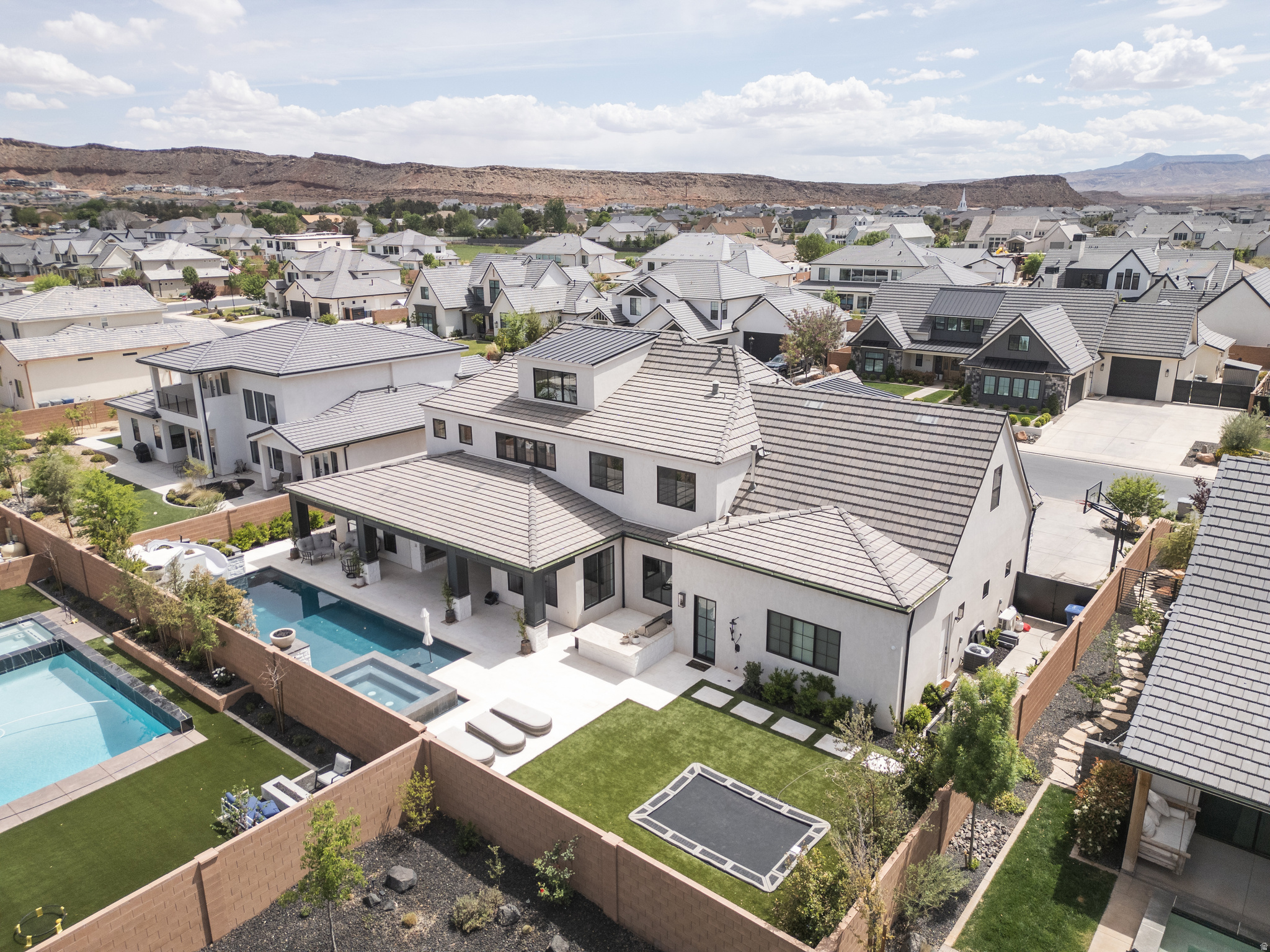 main property photo 87