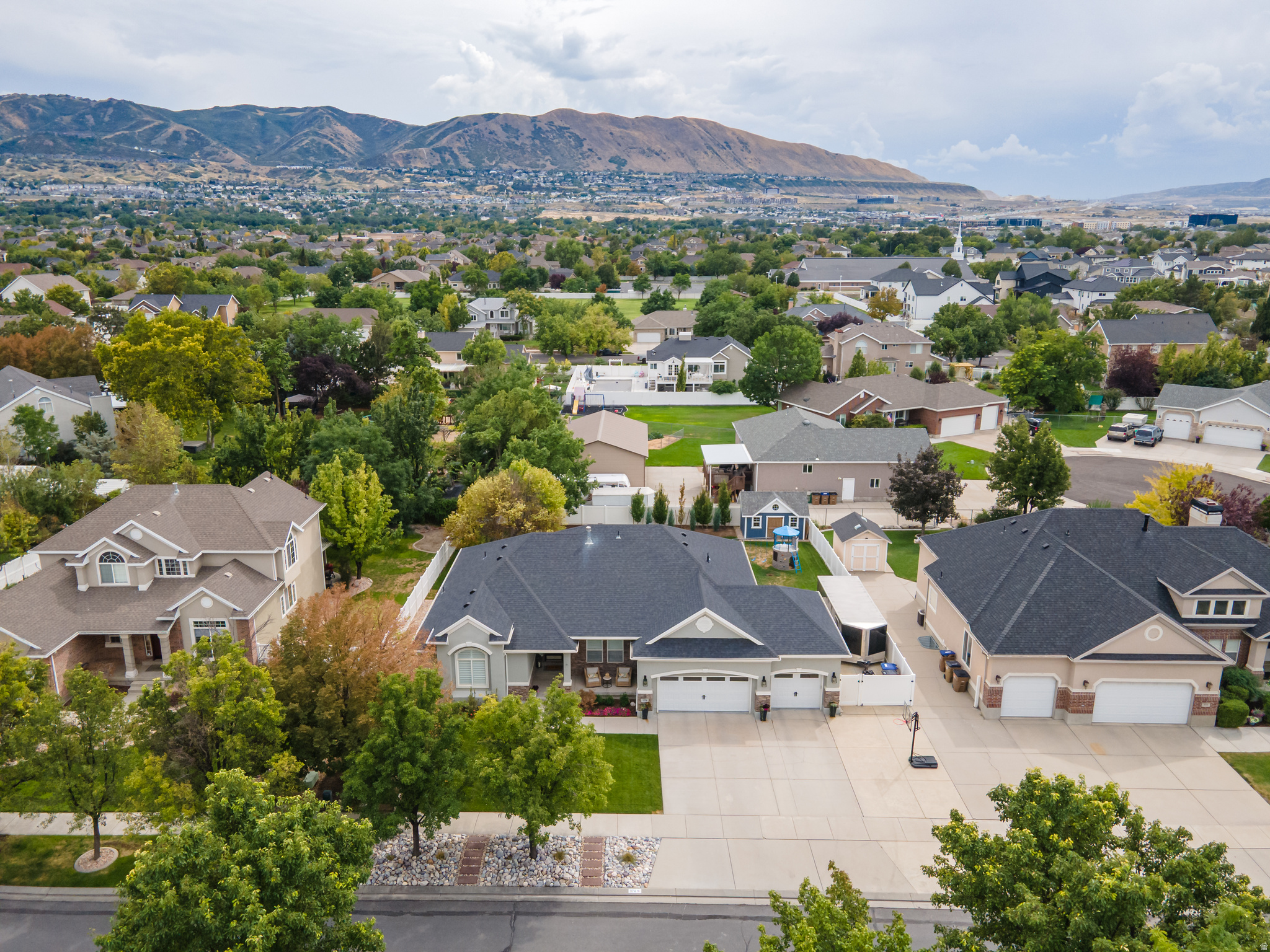 main property photo 46