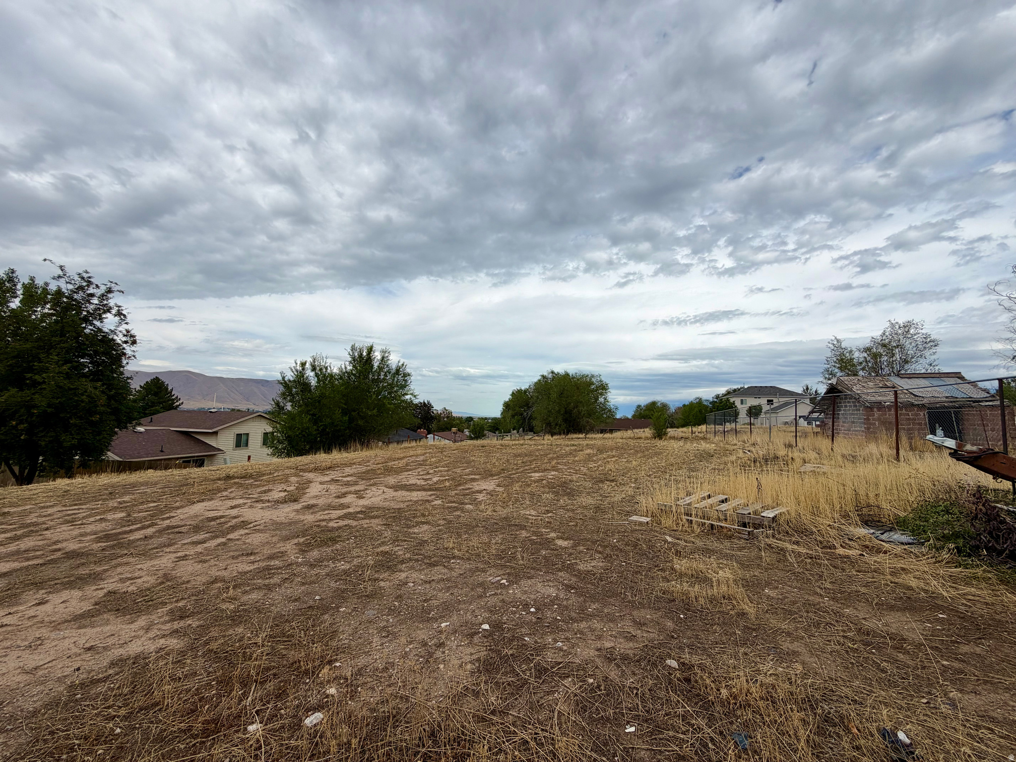 main property photo 45