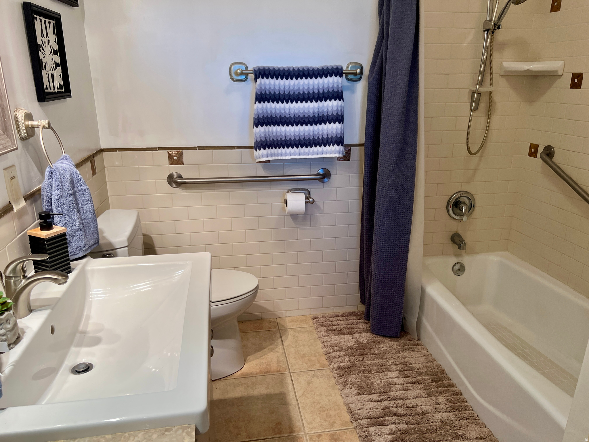 main property photo 39