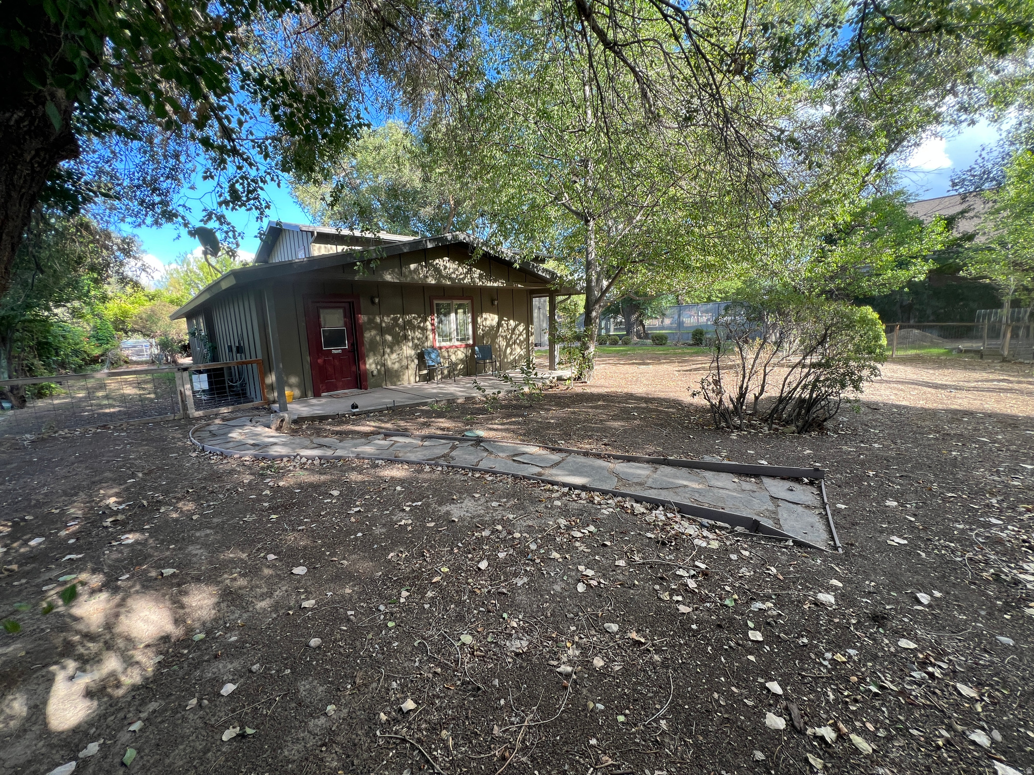 main property photo 60