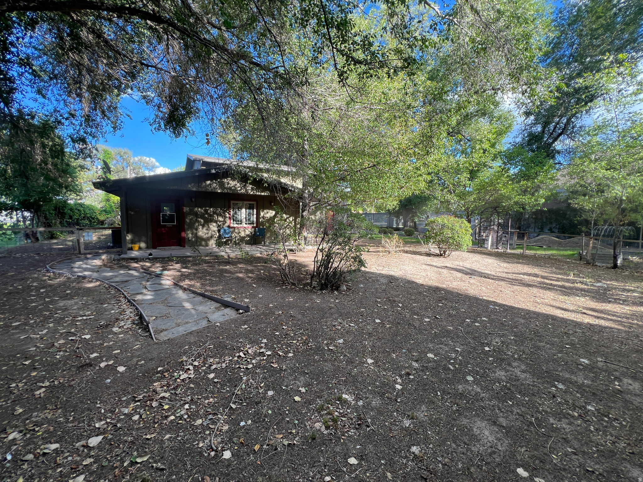 main property photo 61