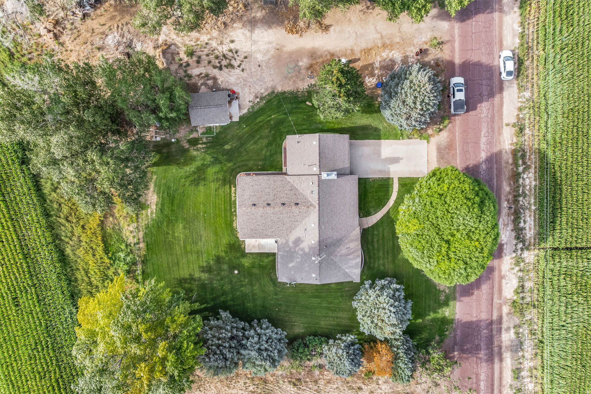 main property photo 44
