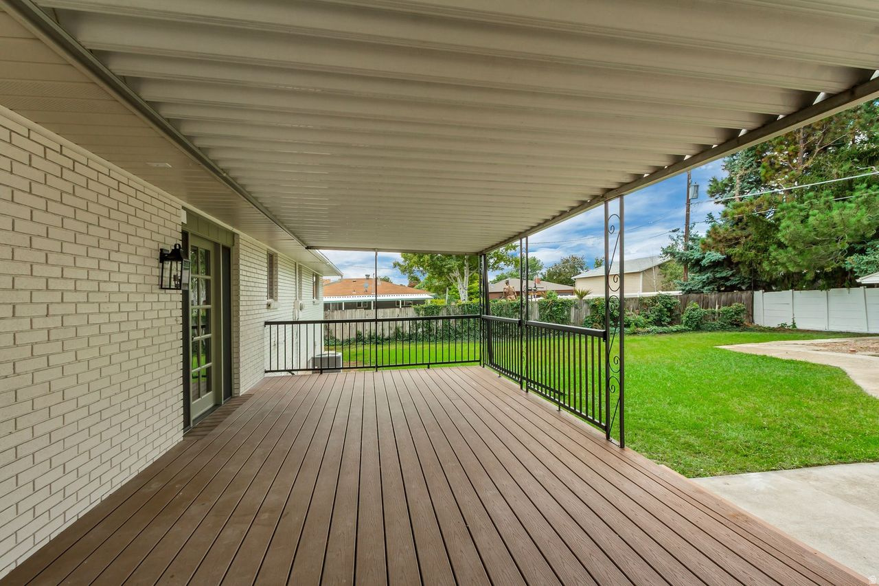 main property photo 59