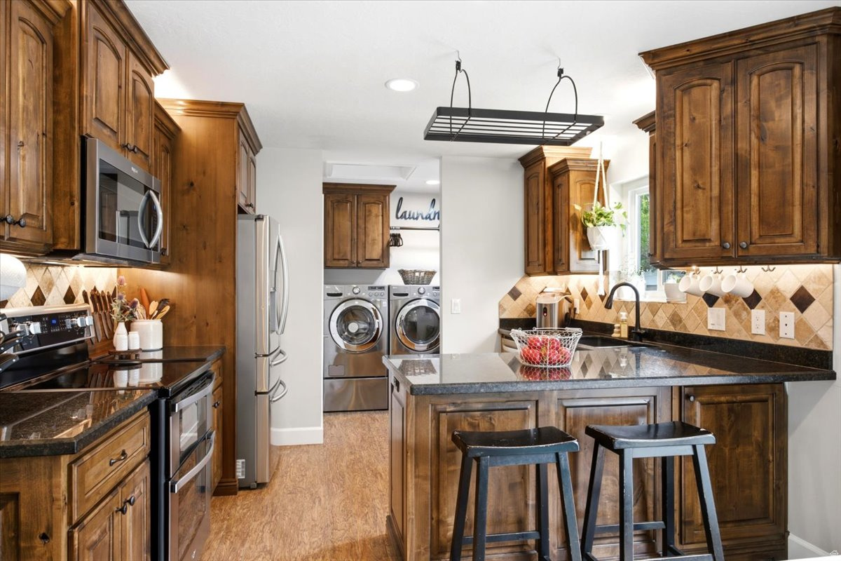 main property photo 8