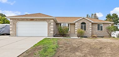 image of property with 3 Bed | 2 Bath | 2,782 Sqft