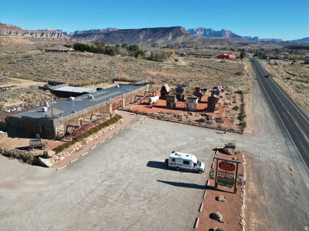 main property photo 16