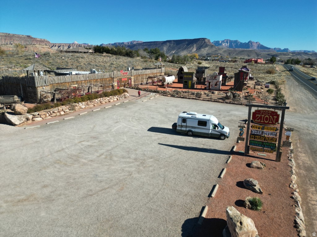 main property photo 17