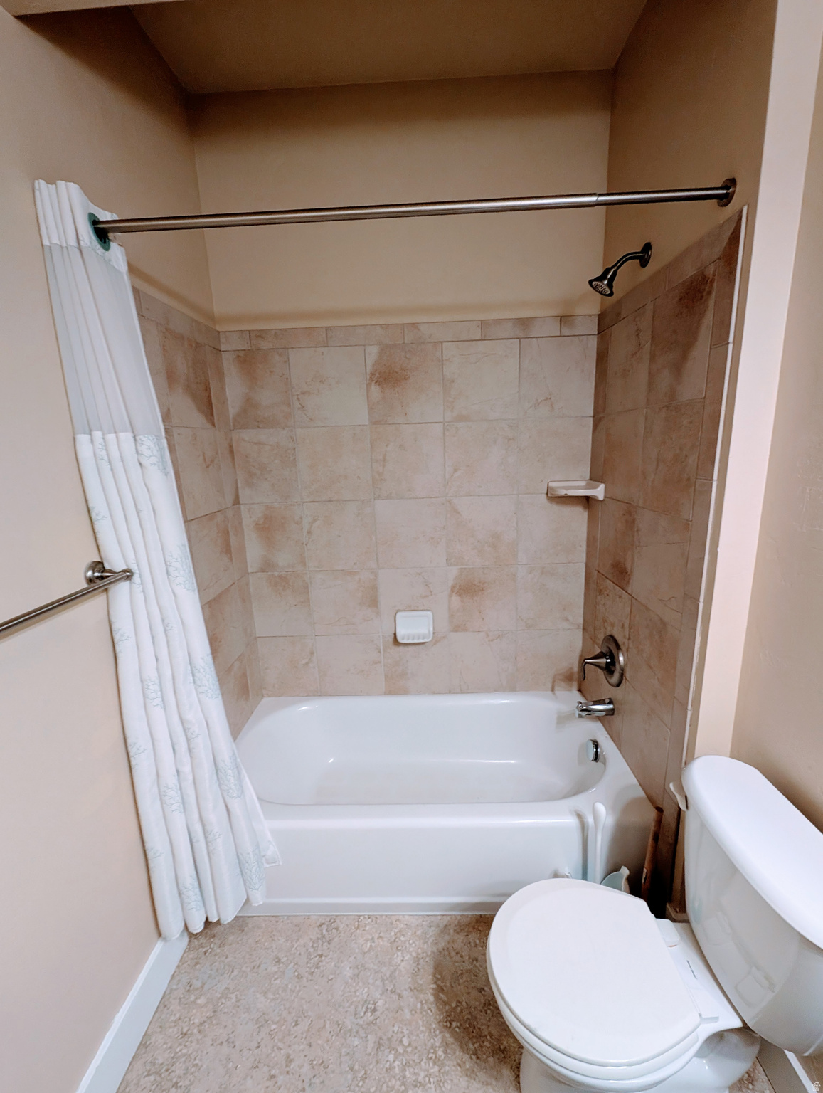 main property photo 19