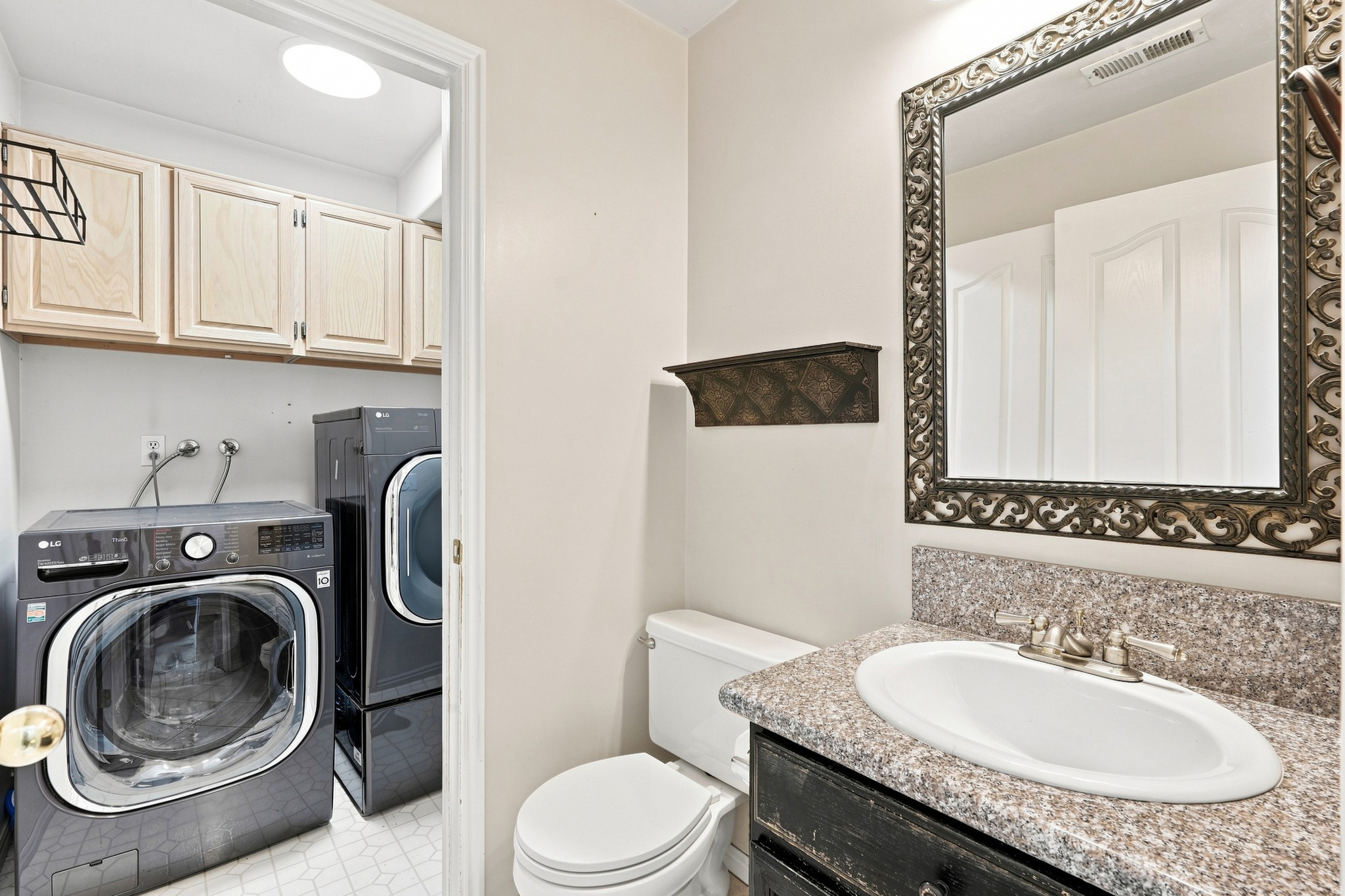 main property photo 18