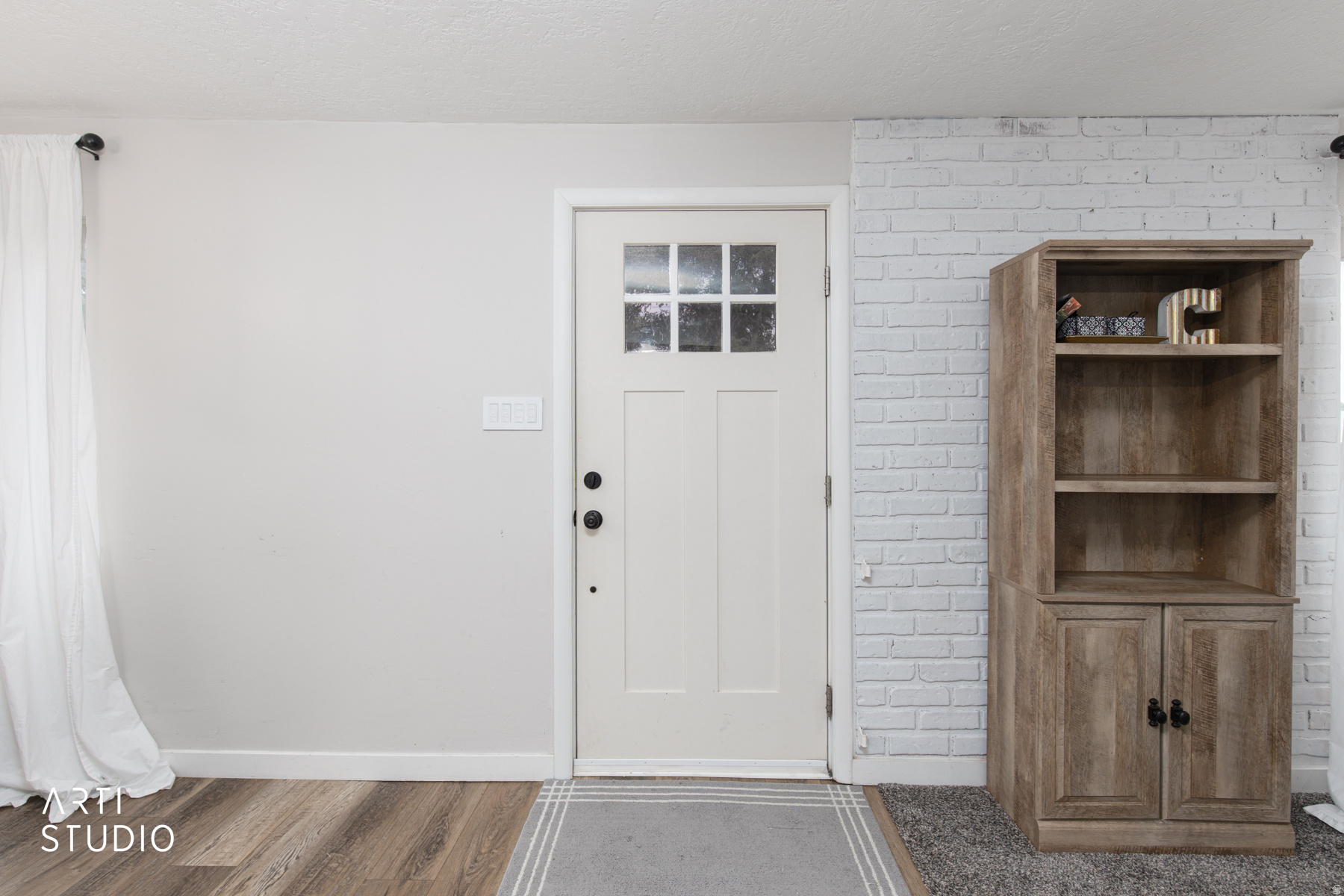 main property photo 6